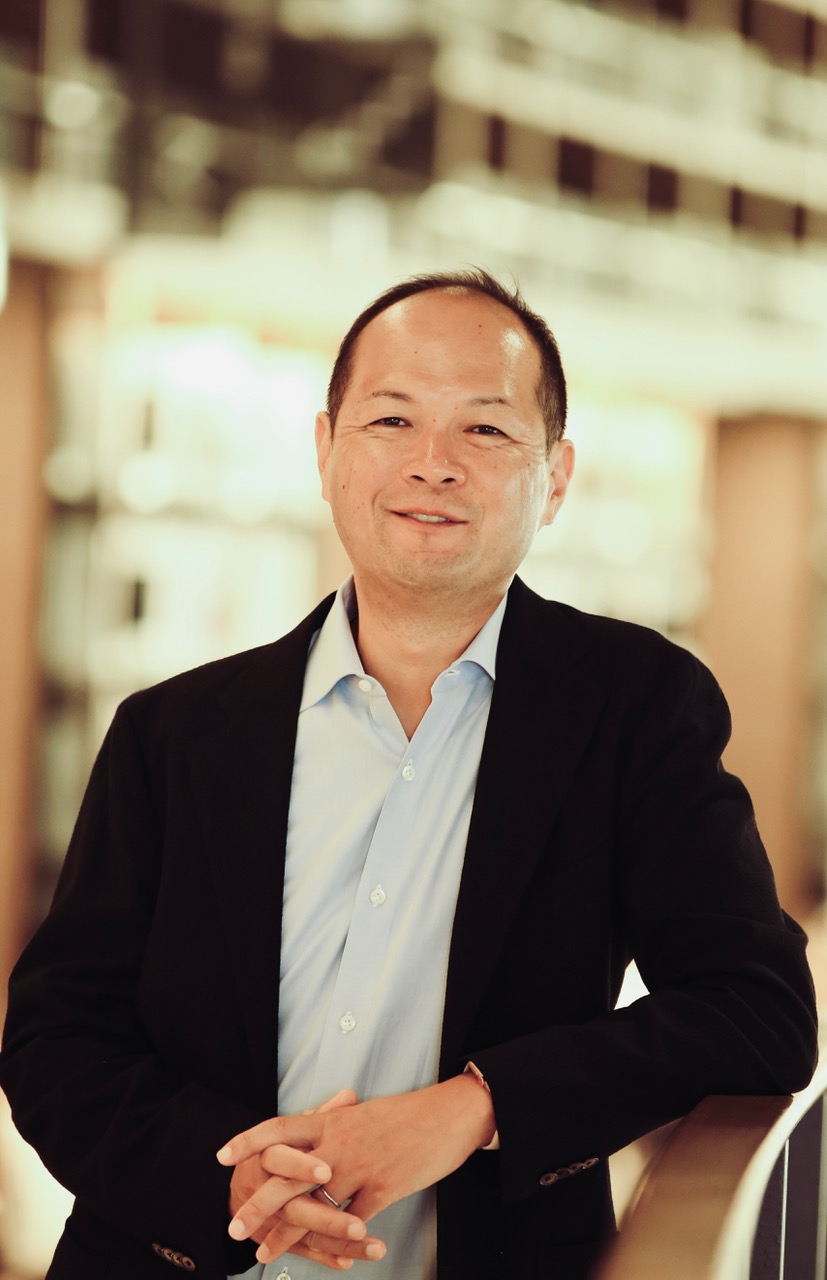 樋渡啓佑氏